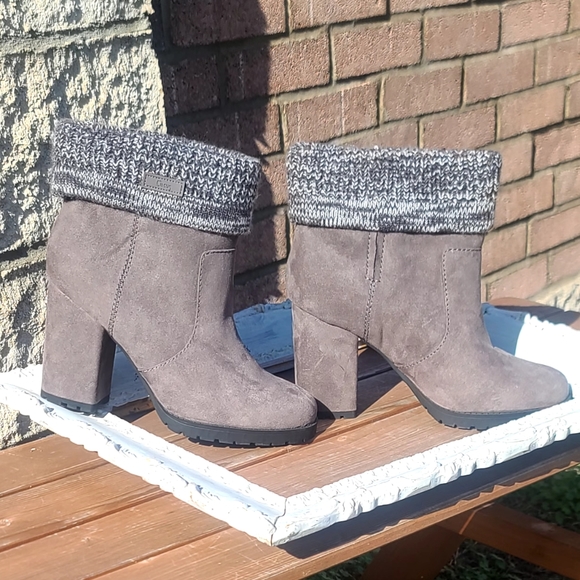 NWOB Sam Edelman cozy ankle boots - Picture 1 of 7